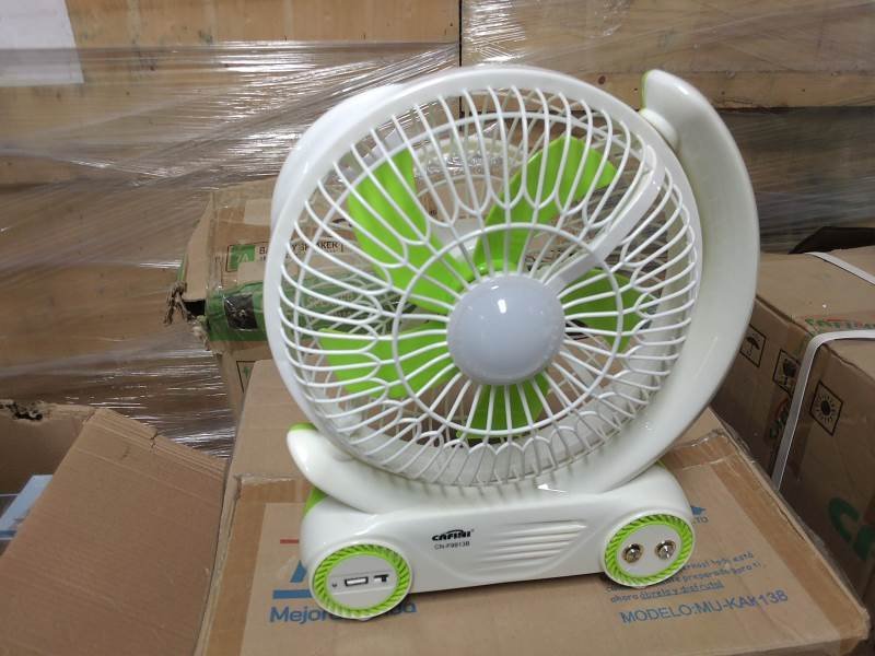 Ventilador Portátil Blanco y Verde