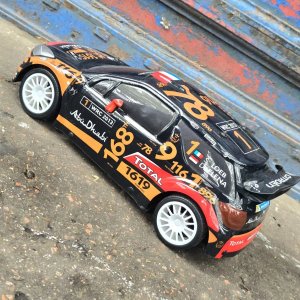 Réplica Citroën DS3 WRC "Abu Dhabi" - Loeb/Elena - imagen 5