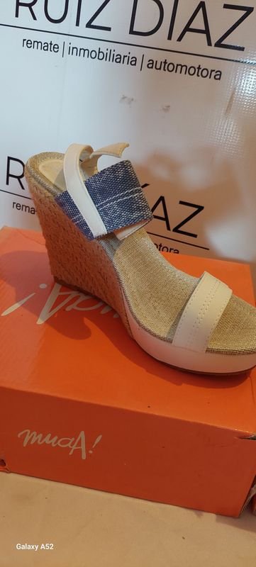 Calzado de Talle 40 en Venta - imagen 3