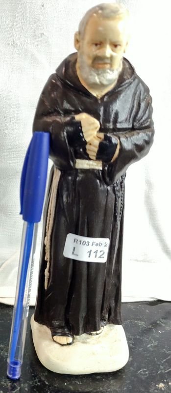 Lote siguiente: Figura de monje en cerámica o similar