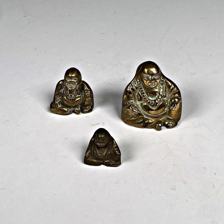 Tres Figuras de Bronce de Budas Pequeños