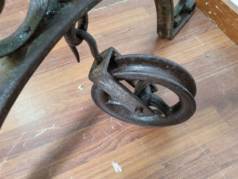Arco de Aljibe Hierro Forjado Antiguo - imagen 2