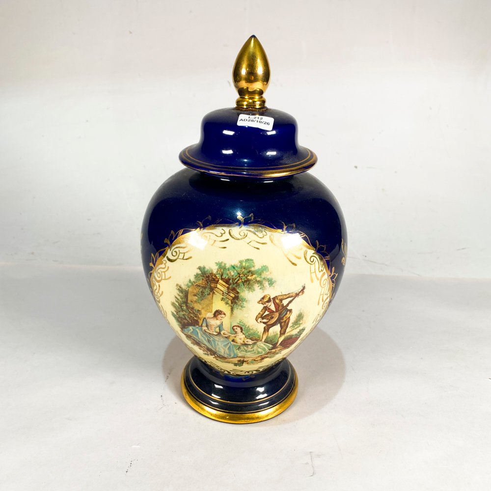 Potiche Azul Cobalto con Tapa y Escena Galante, 34 cm