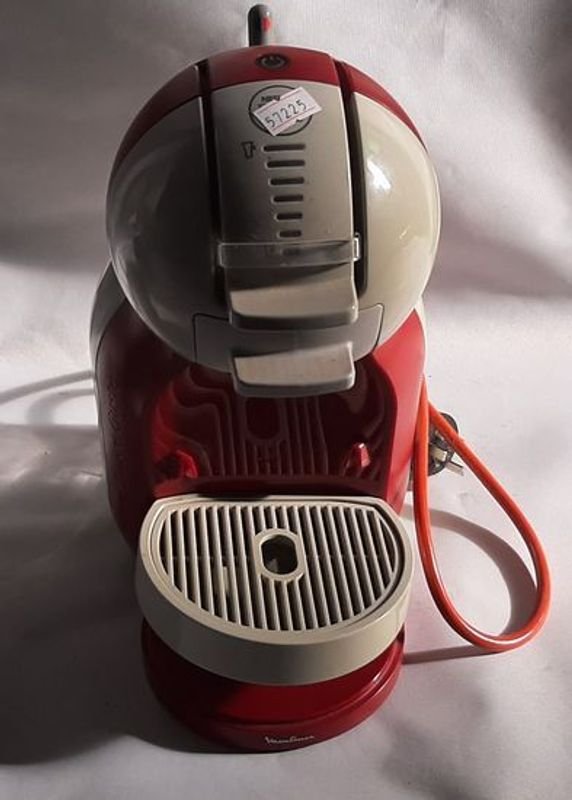 Cafetera Nescafé Dolce Gusto Roja y Blanca