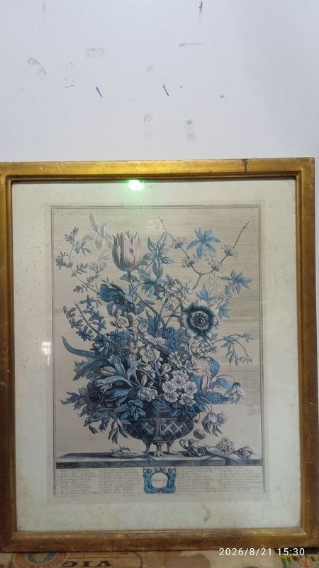 Grabado Antiguo de Flores y Calendario con Figuras Mitológicas