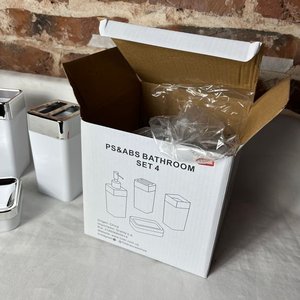 Set de Baño 4 Piezas Tolar: Dispensador, Porta Cepillos, Vaso y Jabonera - imagen 6