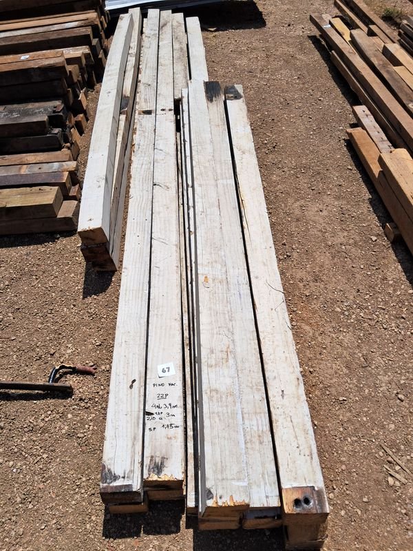 Lote anterior: Madera de pino en estacas