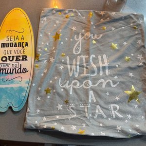 Lote anterior: Cuadro Decorativo Tabla de Surf con Almohadón y Dos Fundas
