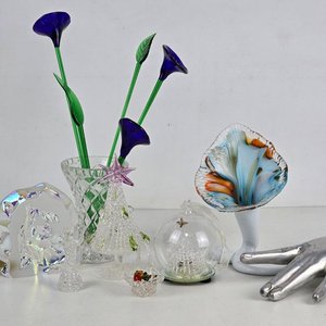 Adornos Decorativos de Vidrio y Cristal: Flores, Árboles Navideños y Figuras - imagen 1