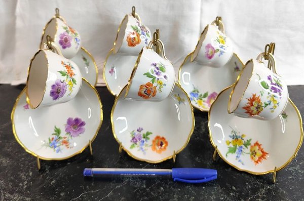 Colección de porcelana MEISSEN demitasse y platitos - imagen 1