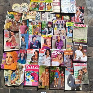 Lote anterior: Lote de Revistas Antiguas: Labores, Tejidos, Burda, Ama, Bordados y Más
