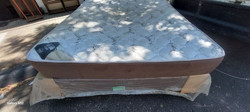 Item 848168 - Image 4