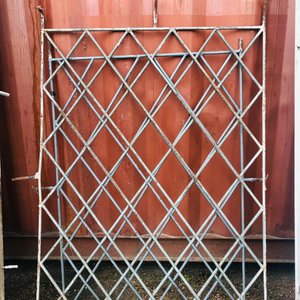 Lote anterior: Juego de 2 Rejas para Ventana Metálicas
