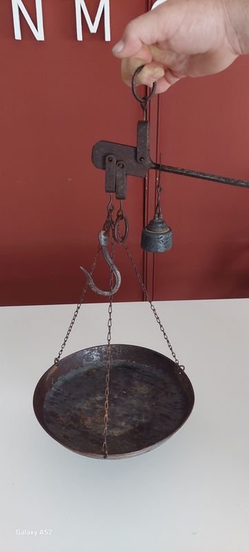 Balanza antigua con cadena y bol - imagen 5