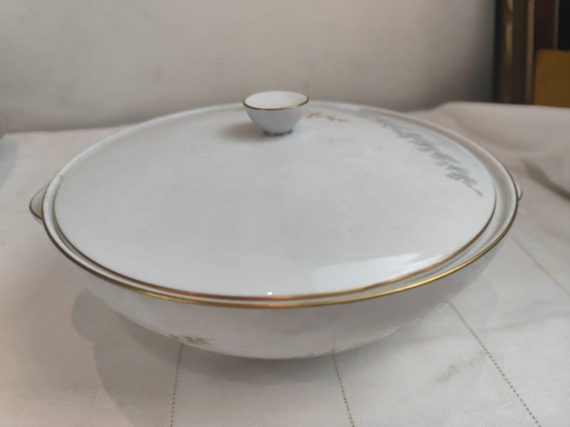 Lote siguiente: Porcelana HUTSCHENREUTHER de 20cm - Accesorios para el hogar