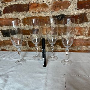 Juego de 4 Copas Flauta de Cristal Tallado - imagen 5