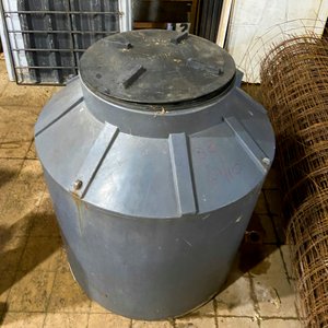 Tanque de Agua PVC Gris Eternit 600 Litros - imagen 3