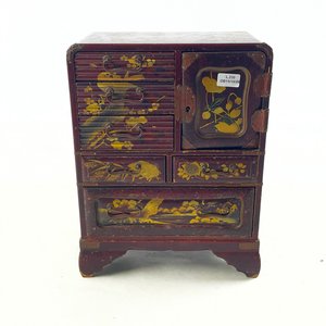 Lote anterior: Joyero Oriental Vintage con Detalles Dorados