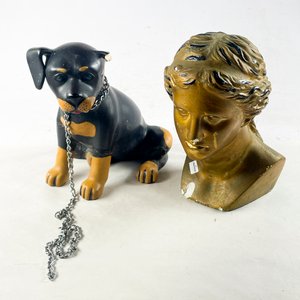 Lote siguiente: Figura de Perro con Cadena y Busto de Dama - 2 Piezas Decorativas