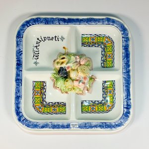 Copetinero Cuadrado de Cerámica Blanco y Azul con Frutas y Monograma - imagen 2