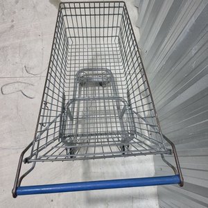 Carritos de Compra Metálicos con Ruedas - imagen 2