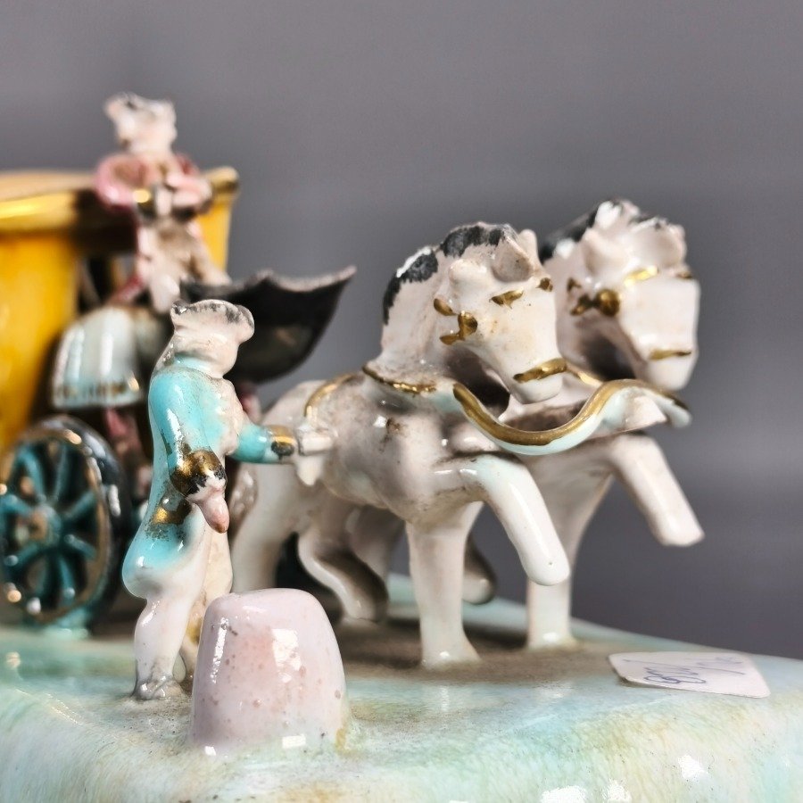Figuras de Diligencia y Figuras Humanas Pintadas a Mano - imagen 8