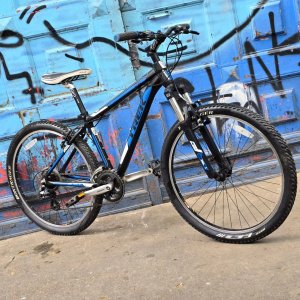 Bicicleta Trek 3700 R26 Negra y Azul - imagen 2