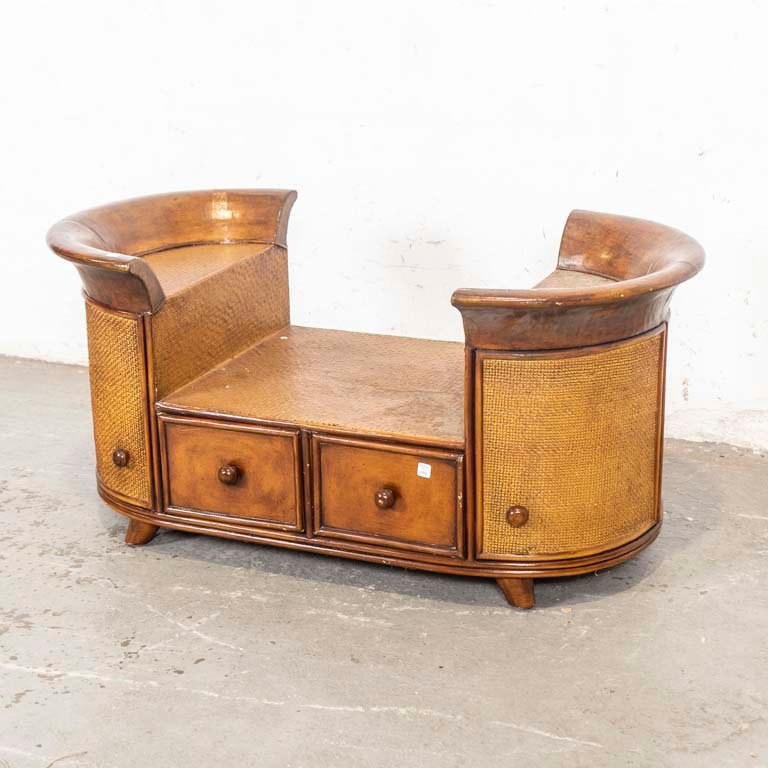 Lote siguiente: Base para mesa de living en ratán con detalles