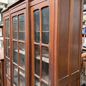 Biblioteca Antigua de Roble con Vidrios Biselados - imagen 4