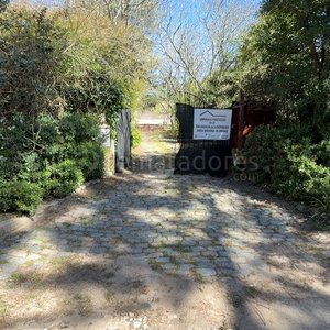 Lote anterior: Propiedad en Venta con Amplio Terreno y Construcción
