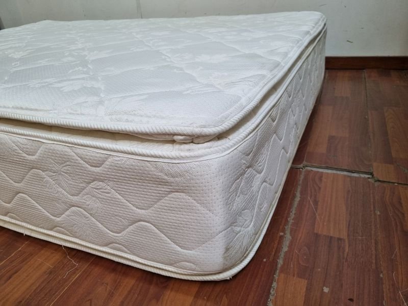 Item 875904 - Image 1