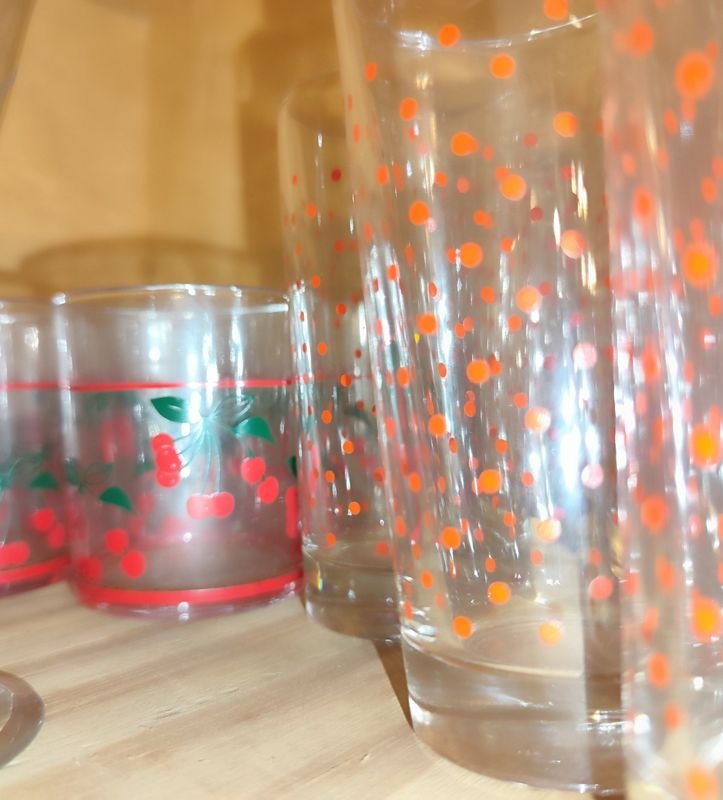 2 conjuntos de 6 vasos coloridos: 6 altos y 6 bajos - imagen 3