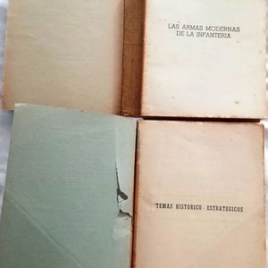 Lote de 2 Libros Militares "Circulo Militar-Biblioteca del Oficial" - General Berisso - imagen 9