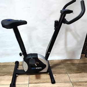 Lote siguiente: Bicicleta Fija de Ejercicio Kingsport Regulable con Computadora