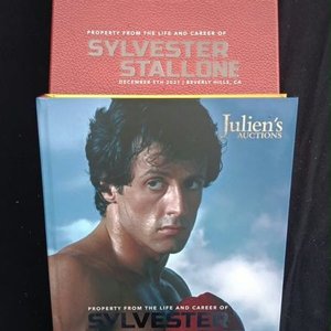 Lote siguiente: Catálogo de Subasta Julien's Auctions: Propiedad de Sylvester Stallone