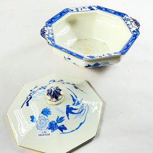 Sopera de Loza Inglesa Royal Wilkinson Ltd. "Ko-Shan" con Diseño Floral y Pájaros Azules - imagen 4