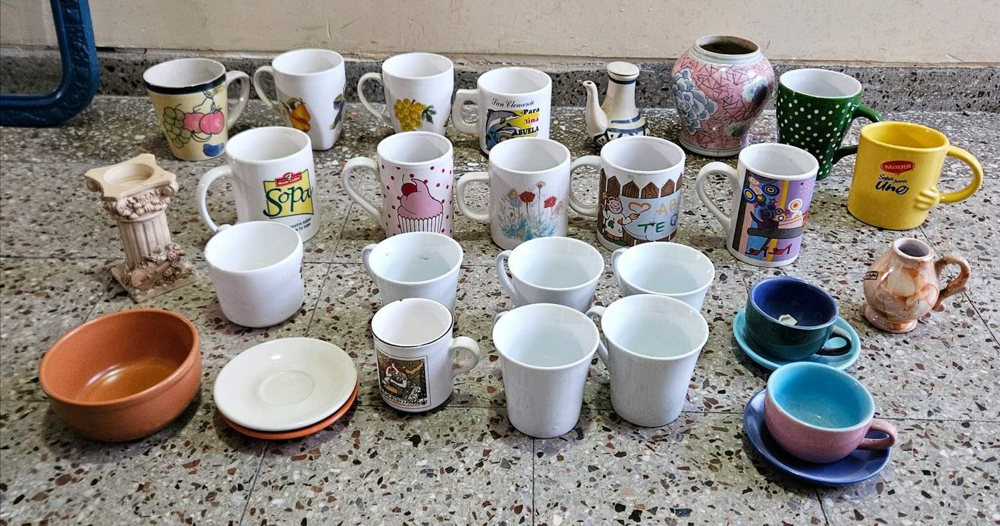 Lote Surtido: Tazas, Mate, Florero y Adorno Decorativo