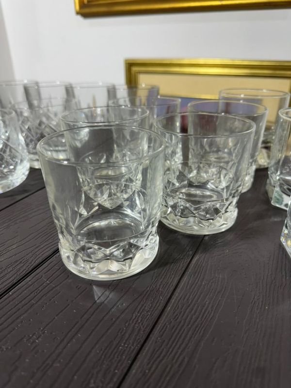 Gran lote de vasos de vidrio de alta calidad - imagen 4