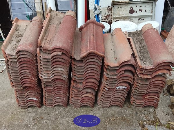 Lote de 90 Tejas Brasileñas Rojas