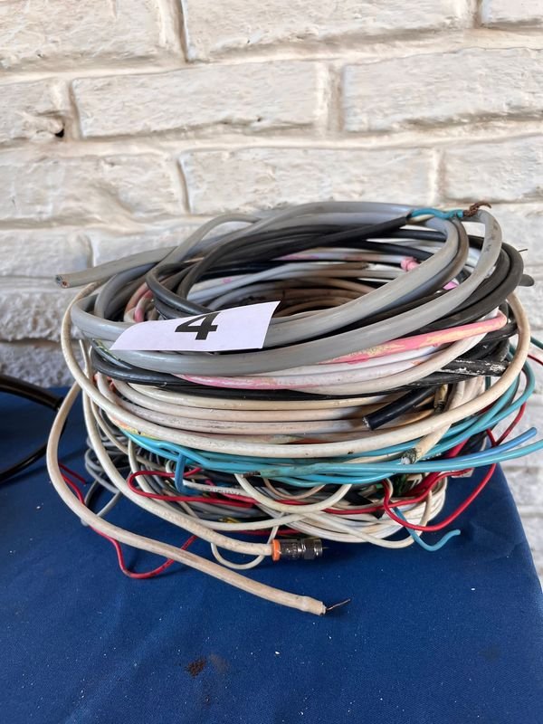 Cables y conectores de alta calidad - imagen 2
