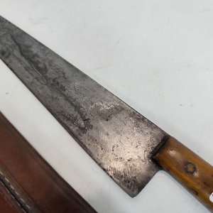 Cuchilla de Cocina Mundial con Cabo de Madera y Vaina de Cuero - imagen 2