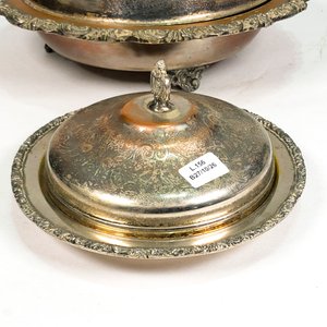 Dos Centros de Mesa Metálicos con Tapa Estilo Vintage - imagen 2
