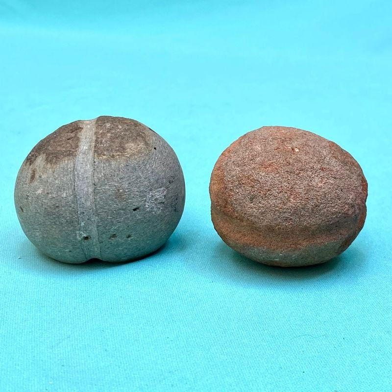 Piedras decorativas naturales de diferentes tamaños y formas