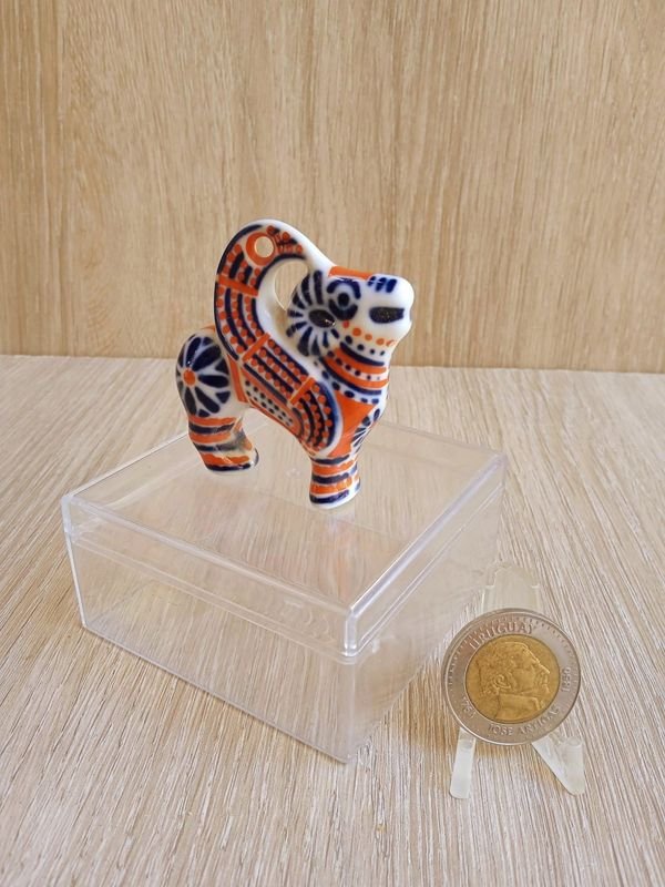 Lote anterior: Porcelana de Sargadelos Carnero Alado de Ribadeo