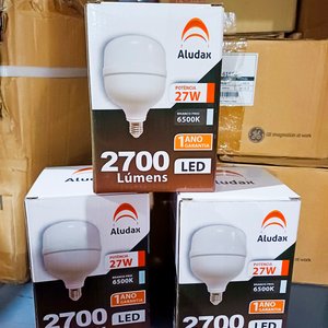 Lote siguiente: 18 Lamparas led 27 w