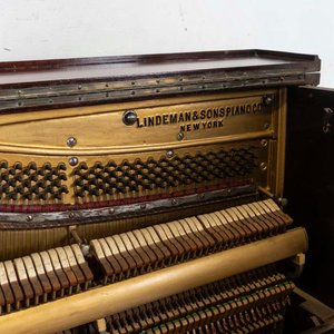 Piano Vertical Lindeman & Sons New York Antiguo - imagen 3