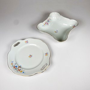 Dos piezas de porcelana checa decoración floral, centro y bandeja masas - imagen 2