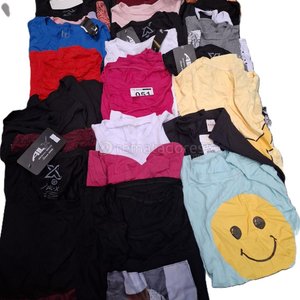 Lote siguiente: Lote de Ropa Variada para Mujer