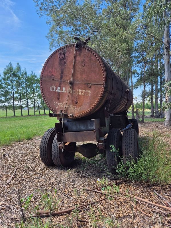 TANQUE MUY ANTIGUO TODO EN HIERRO - imagen 5