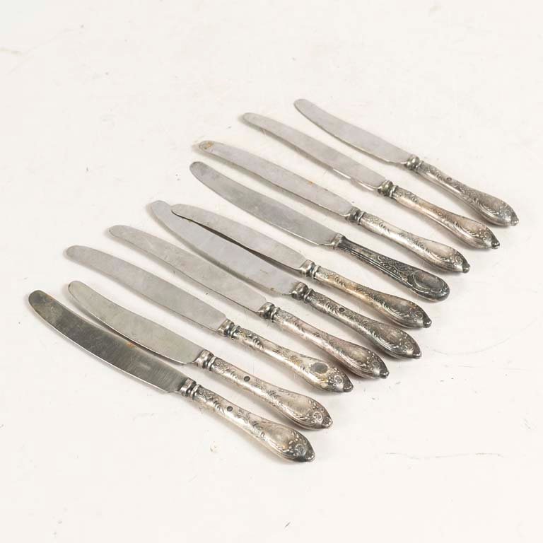 Lote siguiente: Cuchillos de mango metal labrado - Colección de 10